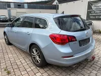 Gebraucht Opel Astra Innovation 165 PS (121 kW) 2014 Blau Kombi