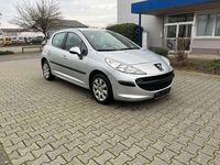 Gebraucht Peugeot 207 Tendance 73 PS (53 kW) 2008 lackierung mit schutzlack Kleinwagen