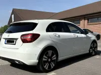 Gebraucht Mercedes A180 Urban 122 PS (89 kW) 2015 Schwarz Limousine