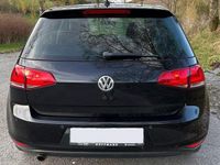 Gebraucht VW Golf VII LOUNGE 110 PS (80 kW) 2015 Schwarz Limousine