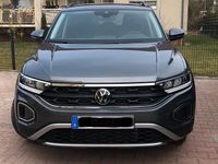 Gebraucht VW T-Roc Move 150 PS (110 kW) 2023 Grau SUV