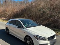 Gebraucht Mercedes CLA220 177 PS (130 kW) 2016 Weiß Limousine