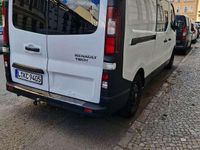 Gebraucht Renault Trafic Komfort 116 PS (85 kW) 2015 Weiß Van / Kleinbus