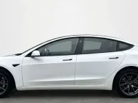 Usata Tesla Model 3 Standard Range 239 kW (325 CV) 2022 Bianco Berlina