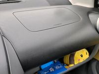 Gebraucht Peugeot 107 68 PS (50 kW) 2005 Gelb Kleinwagen