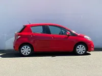 Gebraucht Toyota Yaris Life 69 PS (50 kW) 2012 Rot Kleinwagen