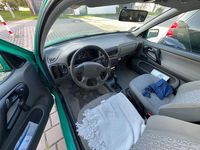 Gebraucht VW Polo Basis 50 PS (36 kW) 1997 Grün Limousine