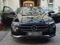 Gebraucht Mercedes E300 194 PS (142 kW) 2022 Schwarz Limousine