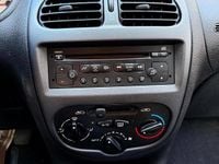 Gebraucht Peugeot 206 75 PS (55 kW) 2005 Silber Kombi