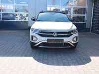 Second-hand VW T-Roc Style 150 CP (110 kW) 2024 Gri SUV