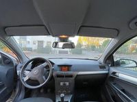 Gebraucht Opel Astra 105 PS (77 kW) 2005 Silber Kombi
