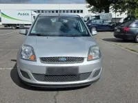 Gebraucht Ford Fiesta Style 60 PS (44 kW) 2007 Silber Kleinwagen