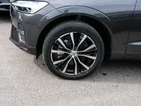 Gebraucht Volvo XC60 Core 197 PS (144 kW) 2023 Grau SUV