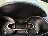 Gebraucht Renault Clio IV Authentique 73 PS (53 kW) 2016 Weiß Kleinwagen