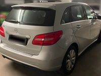 gebraucht Mercedes B180 