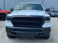 gebraucht Dodge Ram Big Horn Built to Serve Finanz. 5.99%