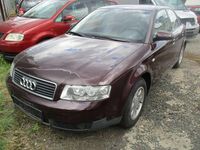 Gebraucht Audi A4 102 PS (75 kW) 2005 Rot Limousine