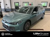 Gebraucht VW Passat Elegance 150 PS (110 kW) 2024 Blau Kombi