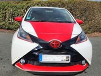 Gebraucht Toyota Aygo 69 PS (50 kW) 2016 Weiß Kleinwagen