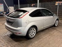 Gebraucht Ford Focus 2009 Silber Limousine