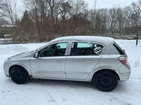 Gebraucht Opel Astra Sport 105 PS (77 kW) 2004 Schwarz Limousine