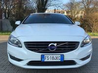 gebraucht Volvo V60 D2 Automatik-star-stop 2 schlüssel