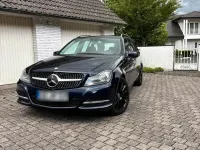 Gebraucht Mercedes 220 170 PS (125 kW) 2011 Blau Kombi