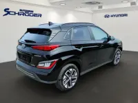 Gebraucht Hyundai Kona Advantage 100 kW (136 PS) 2023 Schwarz SUV