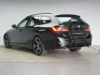 Gebraucht BMW 320 M Sport 184 PS (135 kW) 2023 Black sapphire Kombi
