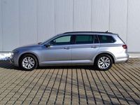 Gebraucht VW Passat 150 PS (110 kW) 2023 Pyritsilber metallic Kombi