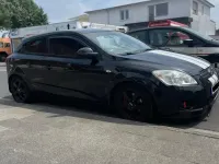 Gebraucht Kia Ceed 126 PS (92 kW) 2008 Schwarz Kleinwagen