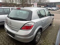 Gebraucht Opel Astra Edition 90 PS (66 kW) 2005 Silber Limousine