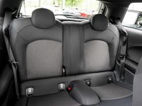 Gebraucht Mini Cooper Essential 136 PS (100 kW) 2022 Moonwalk grey () Kleinwagen