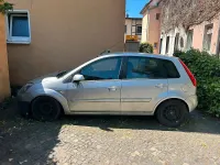 Gebraucht Ford Fiesta 80 PS (58 kW) 2008 Silber Kleinwagen