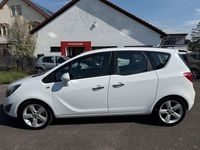 Gebraucht Opel Meriva Innovation 101 PS (74 kW) 2011 Weiß Van / Kleinbus