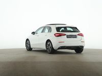 Gebraucht Mercedes A200 Progressive 163 PS (119 kW) 2024 Weiß Limousine