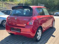 Gebraucht Suzuki Swift 92 PS (67 kW) 2009 Rot Kleinwagen