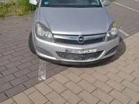 Gebraucht Opel Astra GTC Selection 90 PS (66 kW) 2009 Silber Limousine