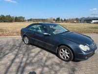 Gebraucht Mercedes CLK320 218 PS (160 kW) 2005 Blau Coupé