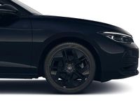 Ny VW Passat R-line 150 HK (110 kW) 2025 Sort Sedan