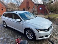 Gebraucht VW Passat 190 PS (139 kW) 2016 Weiß Kombi