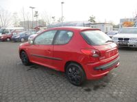 Gebraucht Peugeot 206+ 75 PS (55 kW) 2009 Rot Kleinwagen