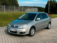 Używany Toyota Corolla 110 KM (80 kW) 2005 Srebrny Hatchback
