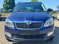 Gebraucht Skoda Fabia Family 86 PS (63 kW) 2011 Blau Kombi