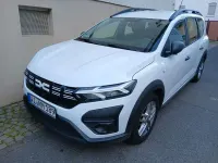 Gebraucht Dacia Jogger Essentiel 110 PS (80 kW) 2024 Weiß Van / Kleinbus