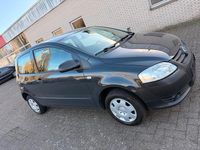 Gebraucht VW Fox 54 PS (39 kW) 2005 Grau Kleinwagen