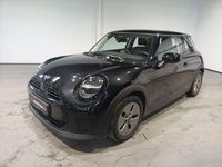Gebraucht Mini Cooper Essential 156 PS (114 kW) 2024 Schwarz Kleinwagen