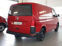 Gebraucht VW Transporter 110 PS (80 kW) 2021 Rot Van