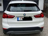 gebraucht BMW X1 sDrive18i Advantage Automatik