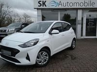 Gebraucht Hyundai i10 Select 63 PS (46 kW) 2024 Weiß Kleinwagen